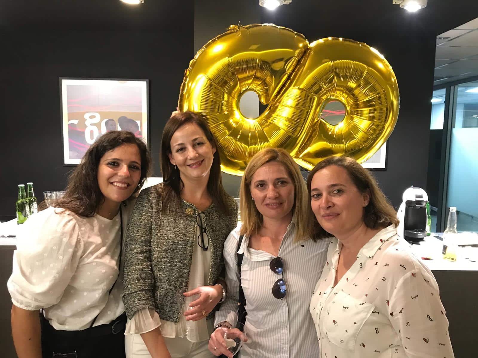 Izq. a der. Alicia, María del Vall, Pilar y Toñi